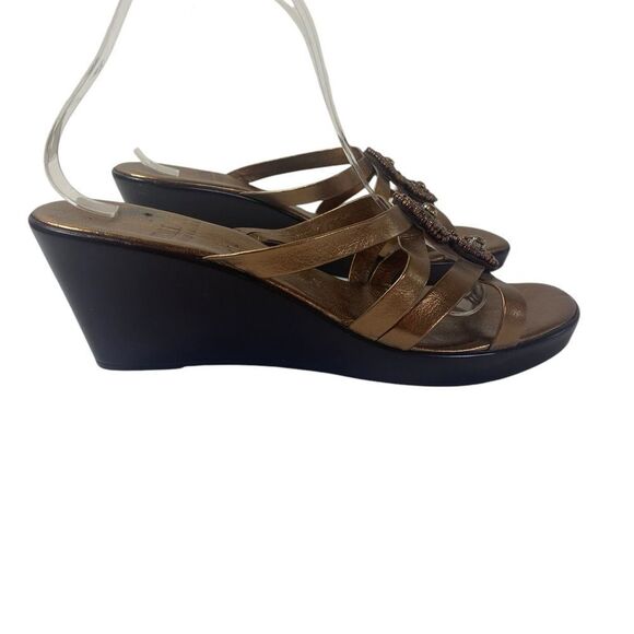 Italian Shoemakers 10.5 beaded/ slip on wedge metallic bronze sandals - Picture 4 of 10
